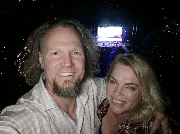 Sister Wives’ Janelle Brown Wishes the Family ‘Were All Under One Roof’