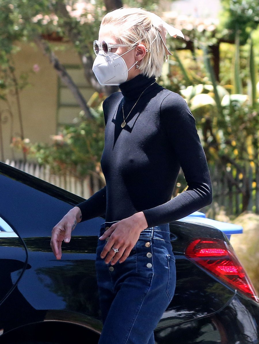 Jaime King Spotted Without Her Wedding Ring After Filing for Divorce