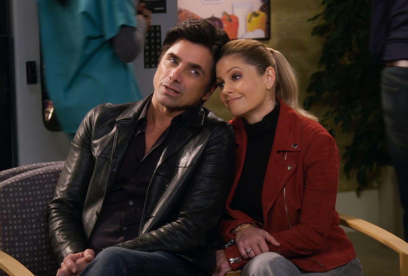 Candace Cameron Bure Teases Major Surprises On Fuller House Finale Crumpe