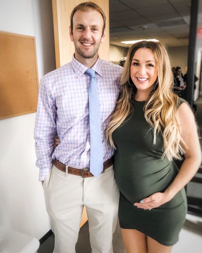 Jamie Otis Shares Water Birth Photos After Welcoming Son 