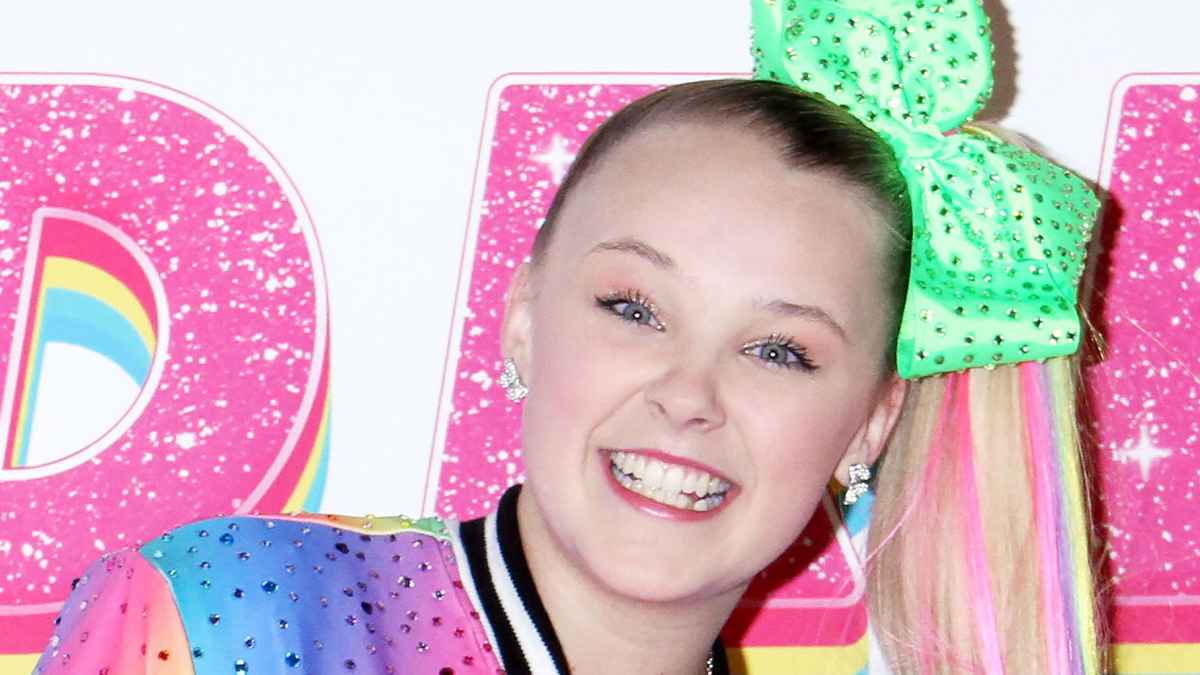 JoJo Siwa's New Look Is Perfect If You Want to Be Blonde and Brunette