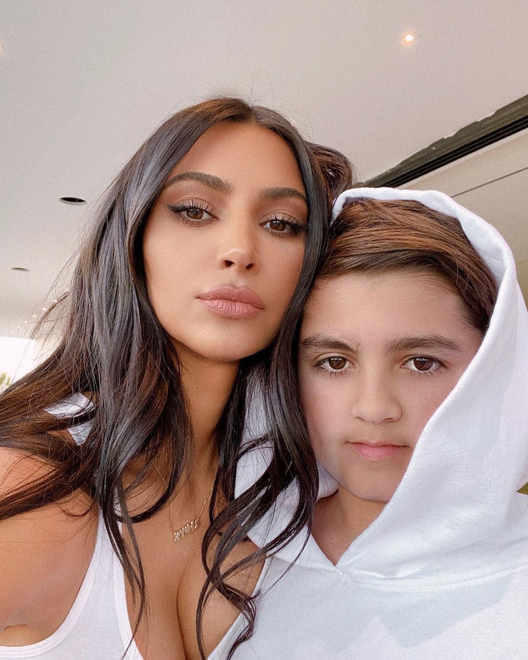 Kim Kardashian Snacks With Mason Disick: Pic