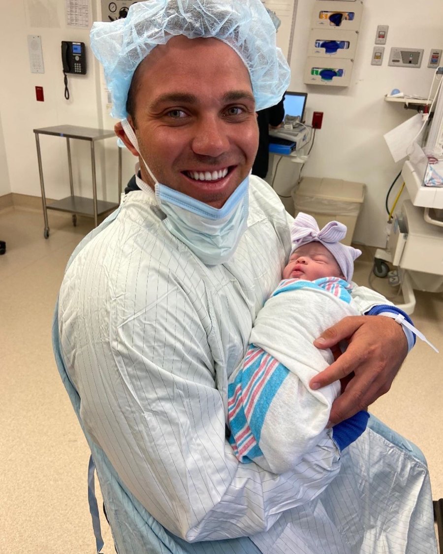 Siesta Key's Alex, Alyssa Share 1st Pics of Newborn ...