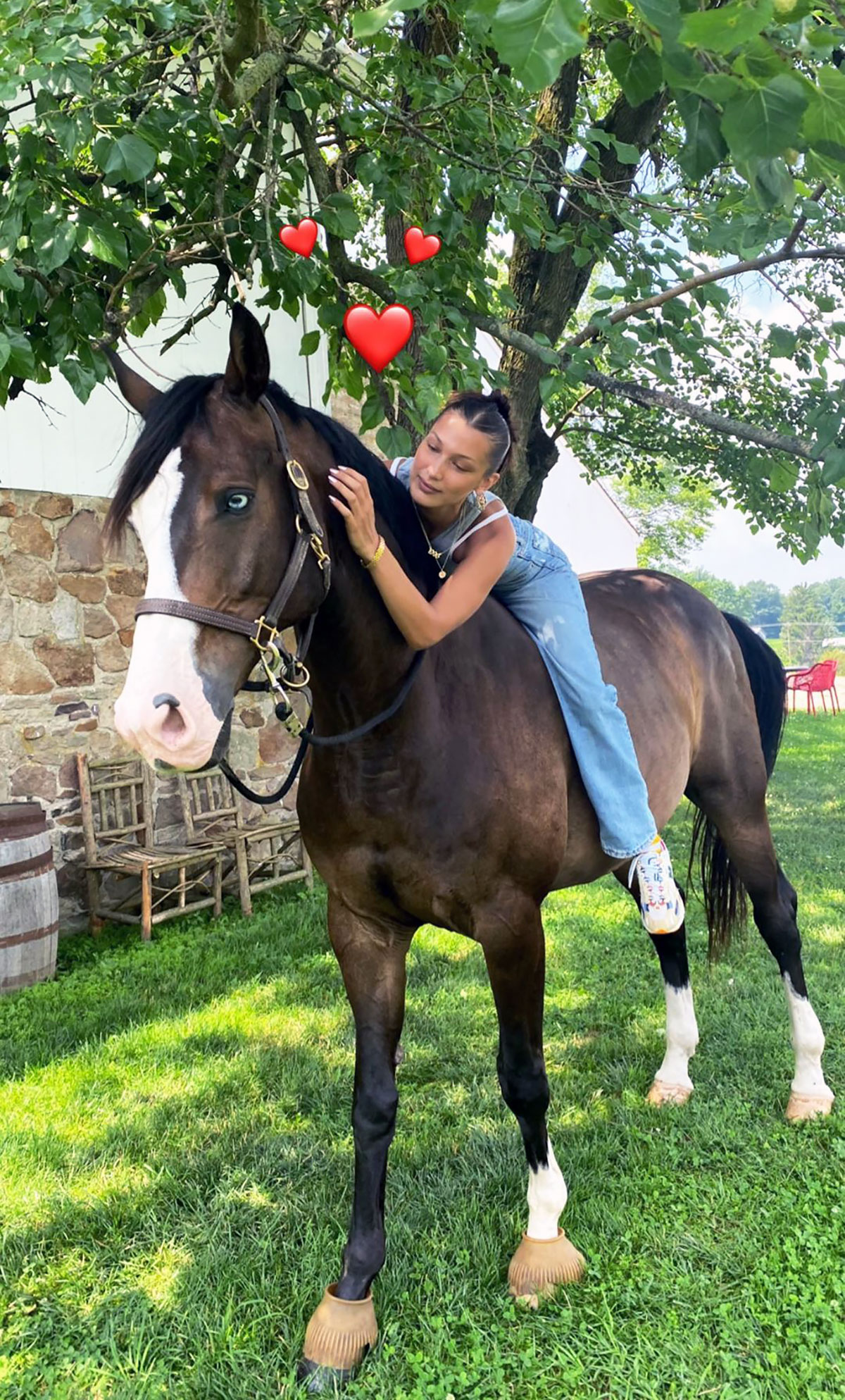 El estilo granjero de Bella Hadid es tan moderno como su apariencia en la alfombra roja