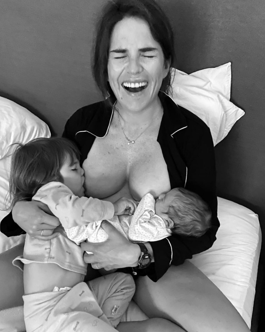 US mother shares inspiring images of her breastfeeding post