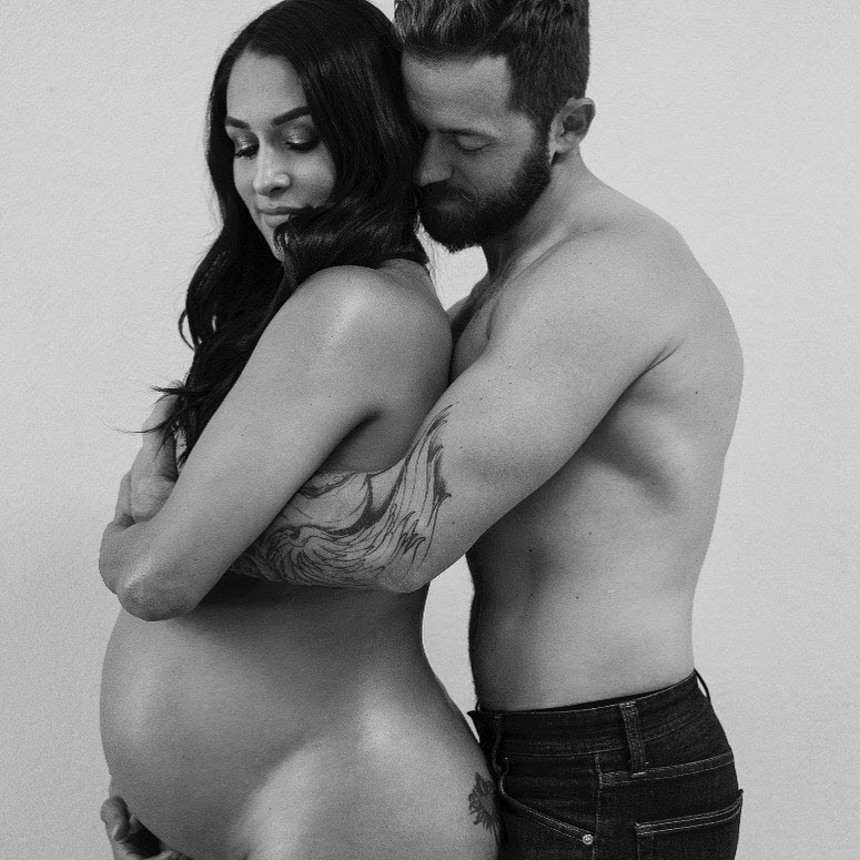 775px x 775px - Pregnant Nikki, Brie Bella Pose Nude Ahead of Birth: Baby Bump Pics