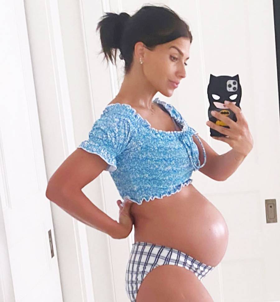 Hilaria Baldwin Shows Baby Bump Ahead of 5th Child ...