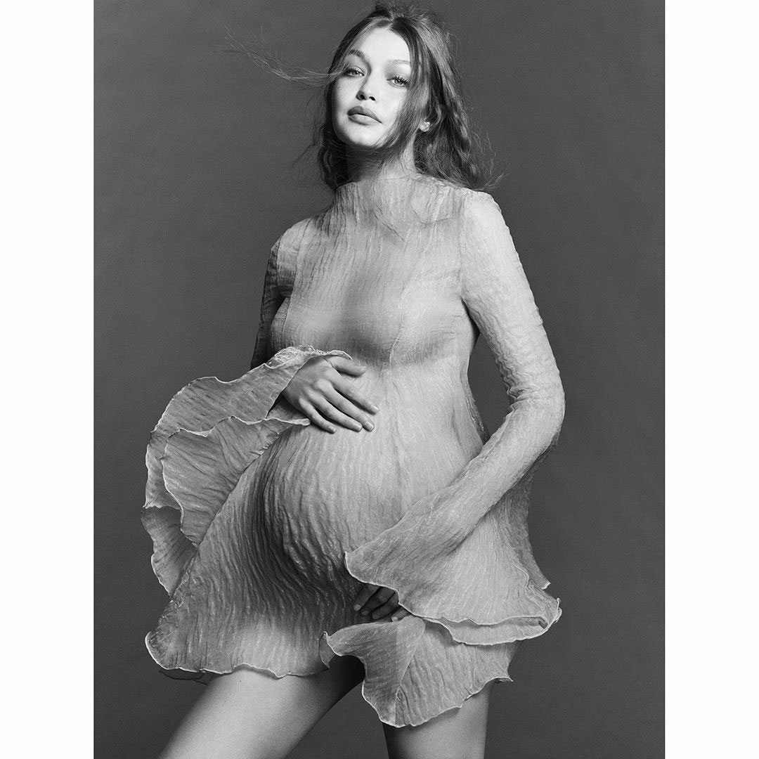 Calvin Klein Maternity Shoot  Maternity photoshoot outfits, Pregnancy  shoot, Maternity dresses for photoshoot