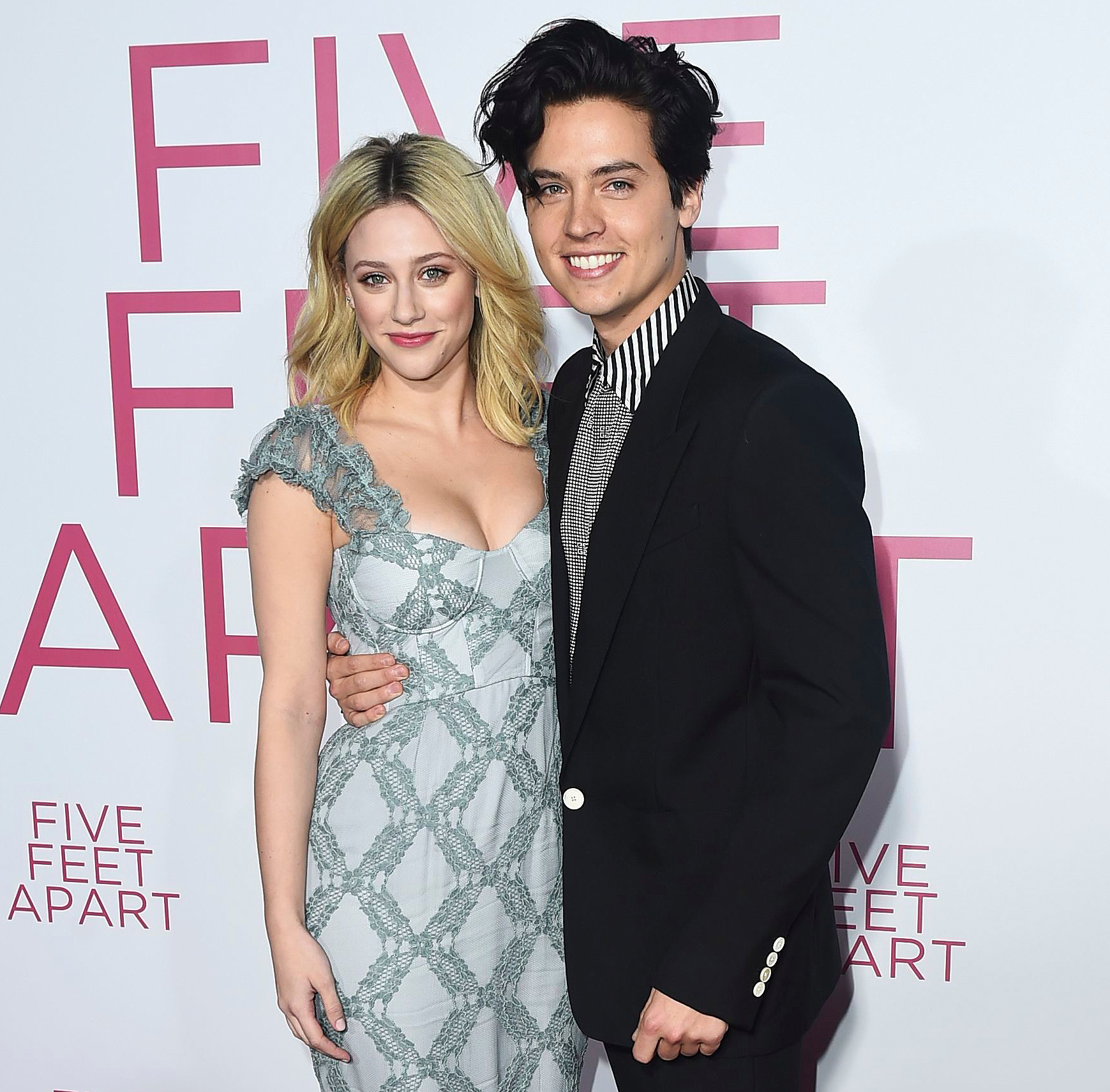 Maria Menounos Fucking - Cole Sprouse Confirms He Split From Lili Reinhart in January