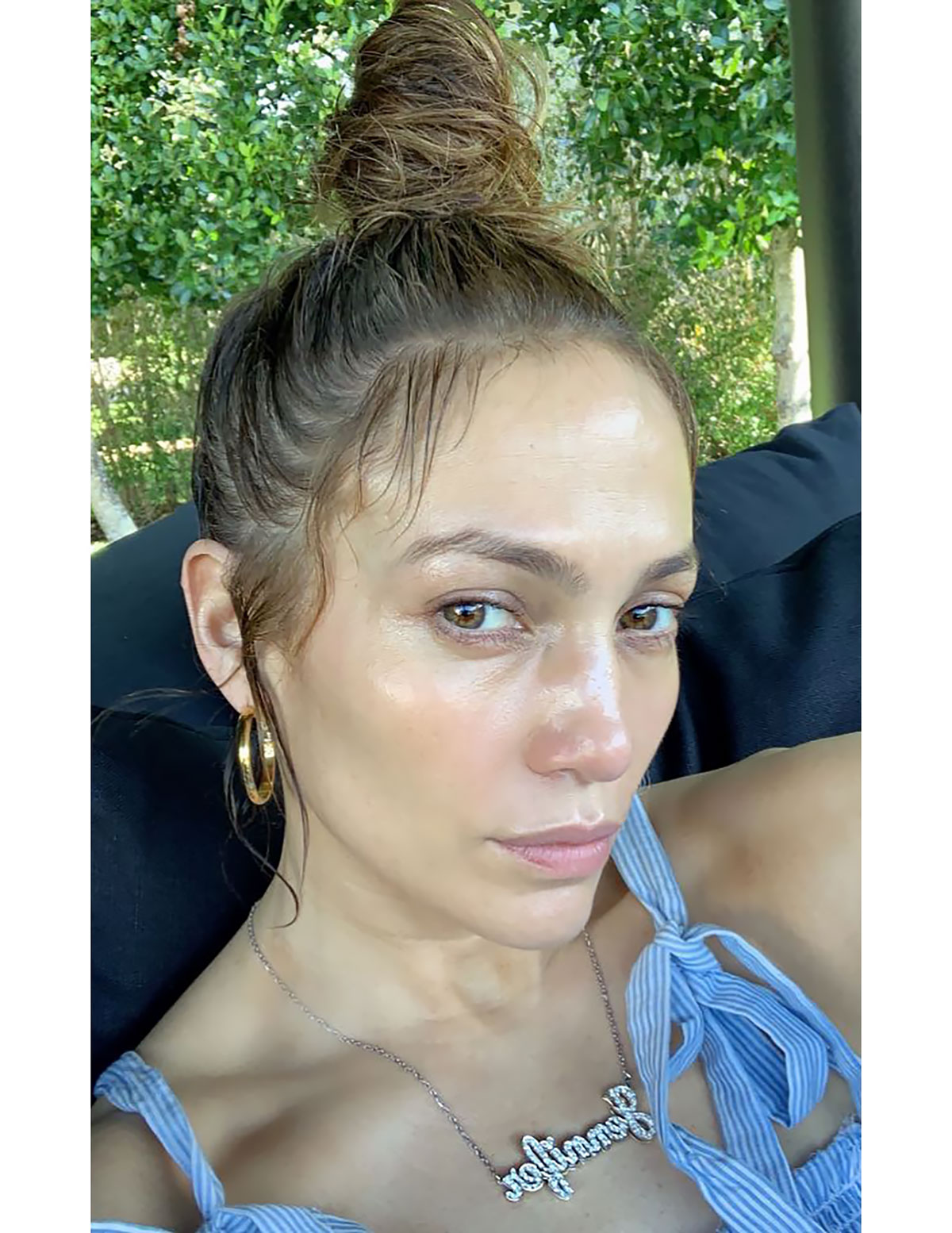 Jennifer Lopezs Most Beautiful Makeup Free Moments Selfies Pics 