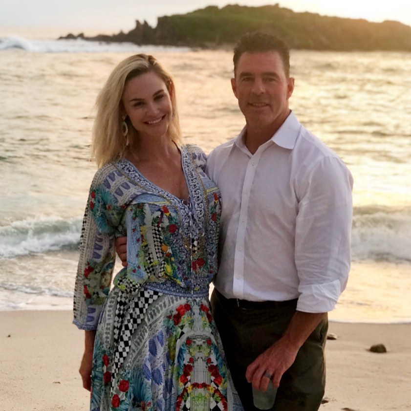 PHOTO: Jim Edmonds seems to be enjoying retirement 