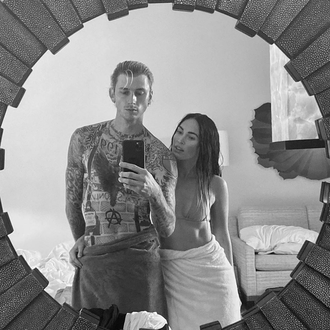 Megan Fox Pregnant Porn - Megan Fox and Machine Gun Kelly's Relationship Timeline