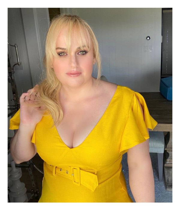 Rebel Wilson Shares Swimsuit Photos After Showing Off Slimmer Waist 1315