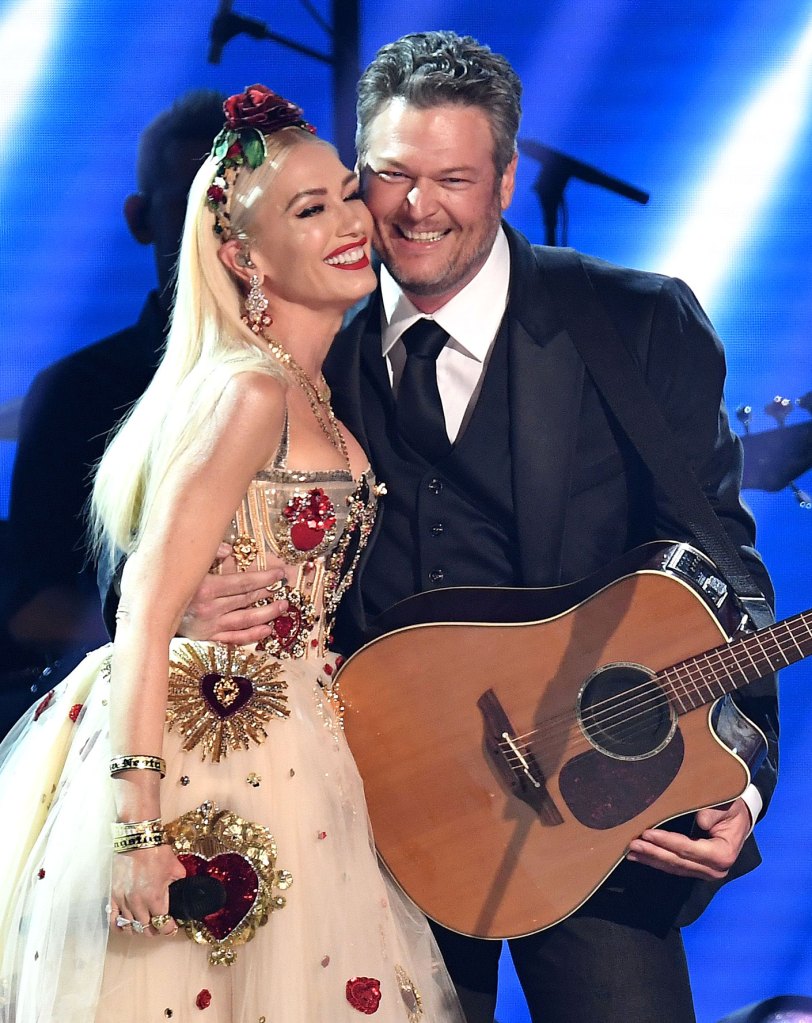 Blake Shelton and Gwen Stefani Perform at ACM Awards 2020