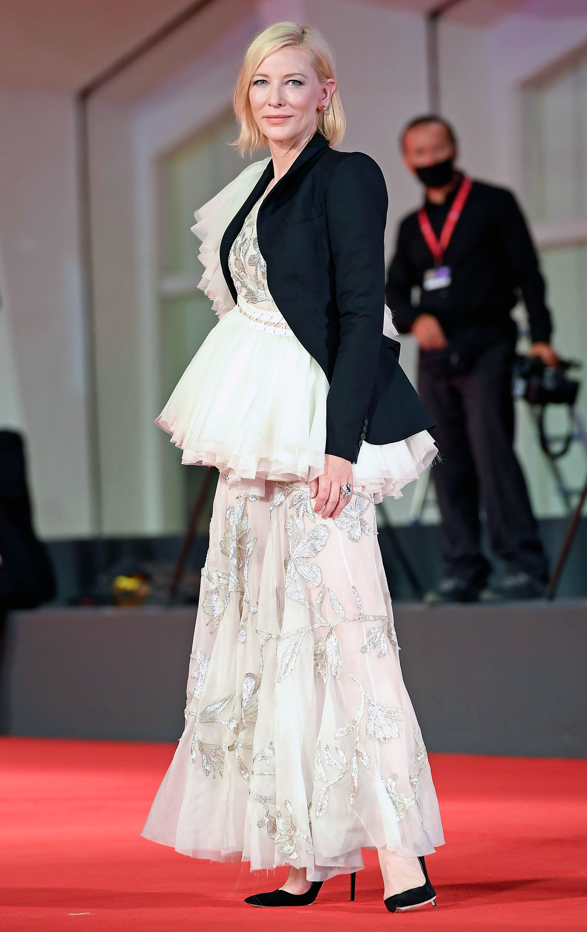 Cate Blanchett's Venice Film Festival 2020 Red Carpet, Street Style ...