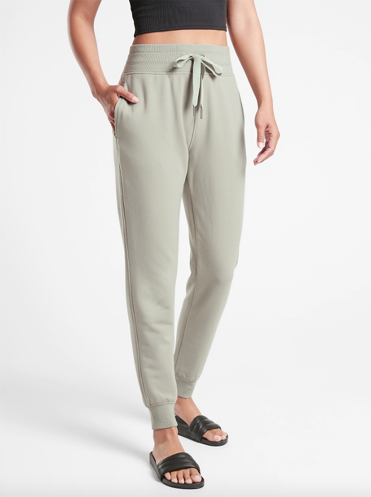 15 Best Joggers For Women That Are Super Comfy and Stylish