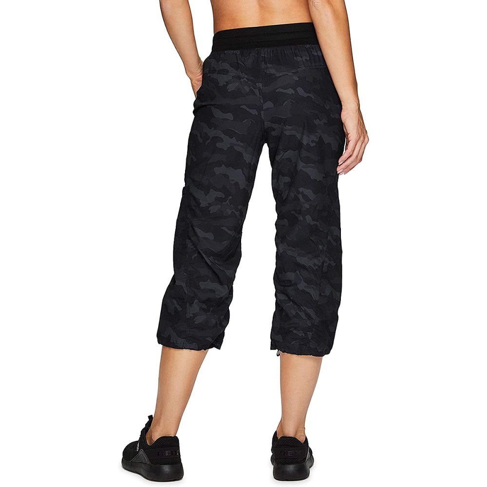 RBX Active Women's Plus Size Fashion Lightweight Woven Body Skimming  Drawstring Cargo Capri Pant, Jet Black, 3X : : Clothing, Shoes &  Accessories