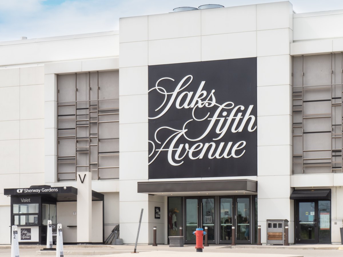Saks Fifth Avenue 'Friends & Family Sale': The top deals on