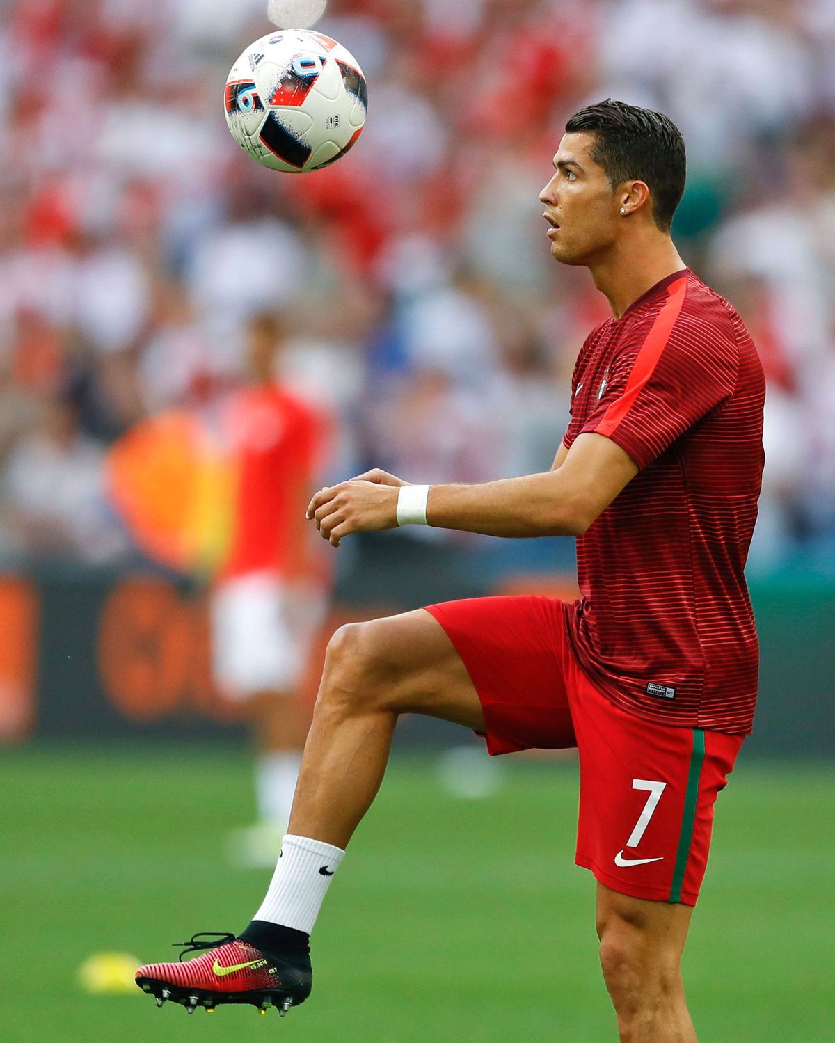 Portuguese Soccer Star Cristiano Ronaldo Tests Positive For Covid-19