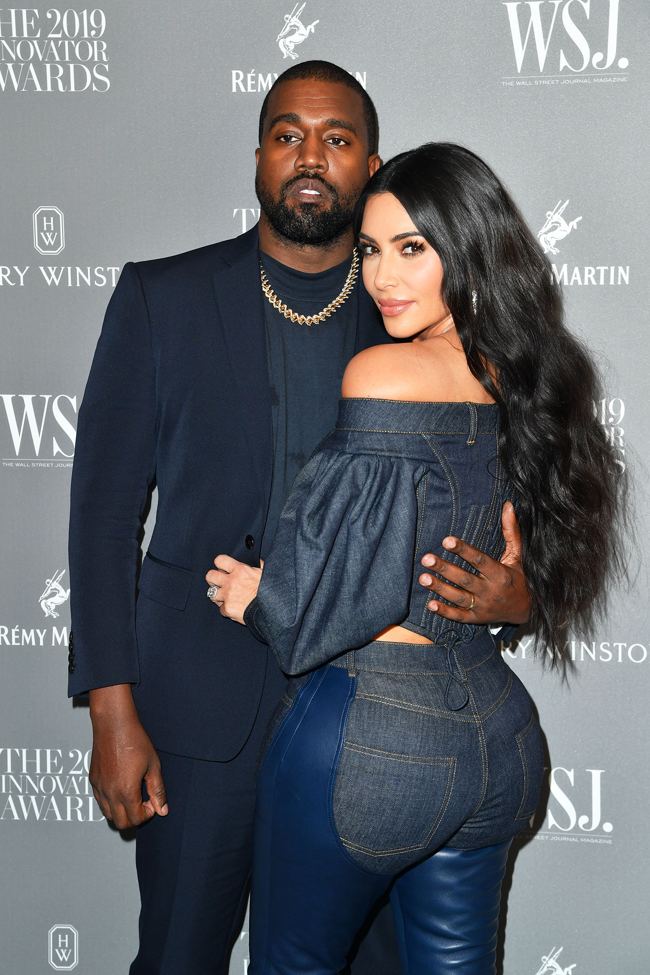 Kim Kardashian Shares Family Photo With Kanye West, Kids Amid Drama