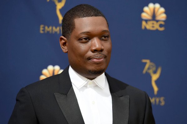 Michael Che Dishes on Colin Jost's Wedding to Scarlett ...