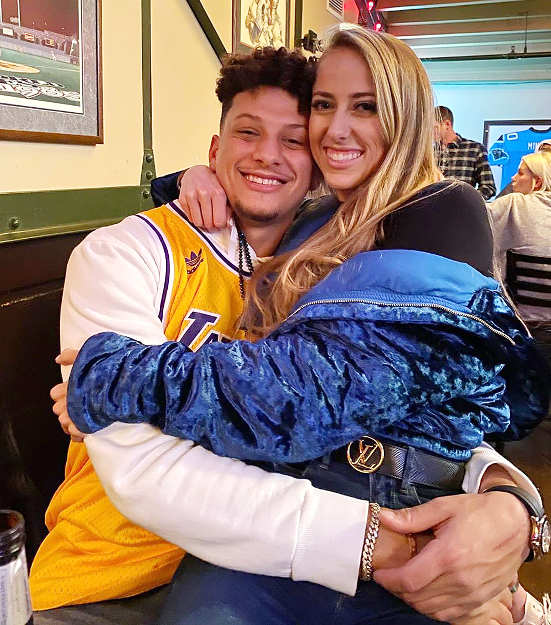 Patrick Mahomes & Fiancée Brittany Matthews Pose For First Family