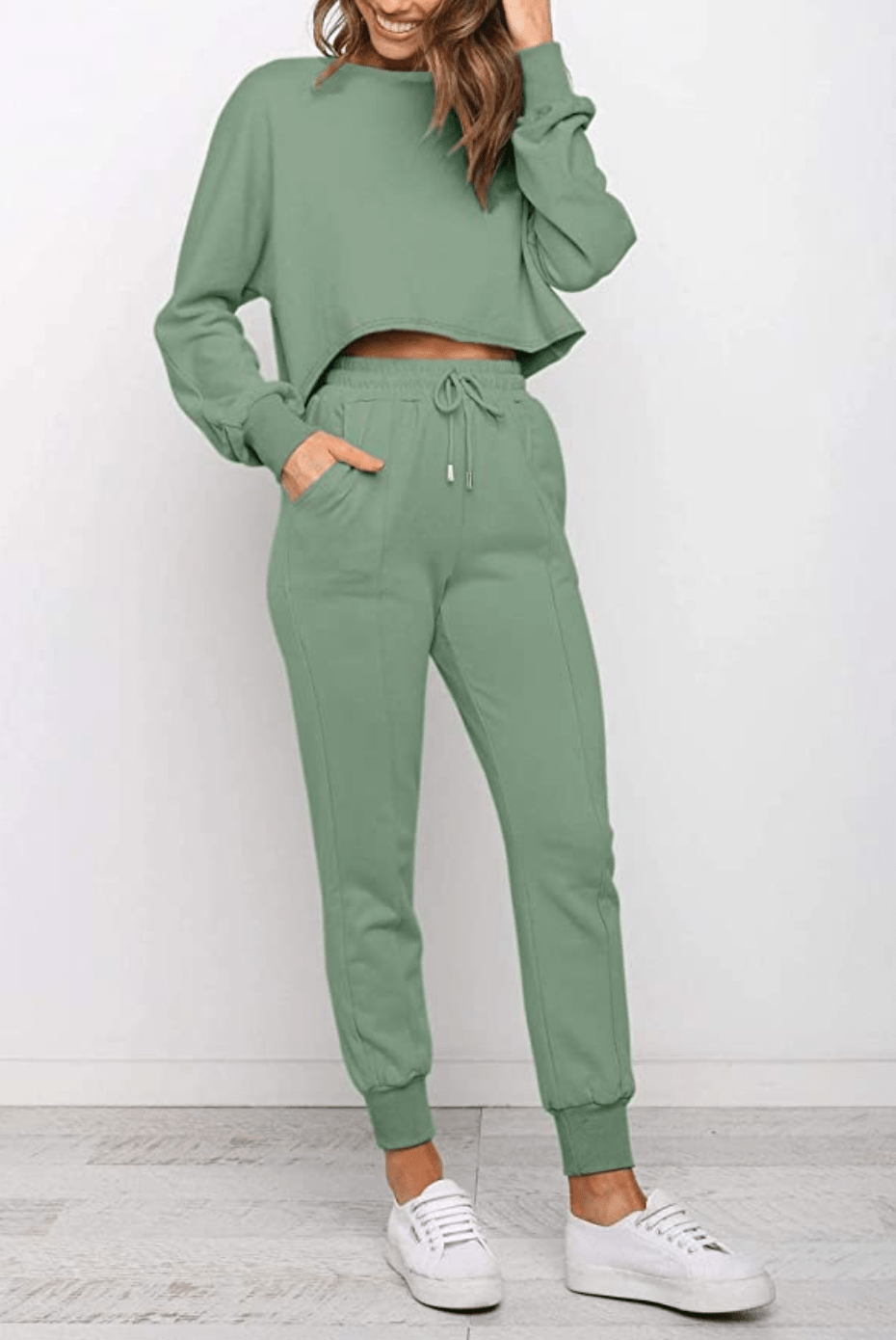 Kissonic Women's Fleece Jogger Sets 2 Pieces Sweatsuits Outfits Crop Top Hoodies  Jogger Pants, Bean Green, Small : : Clothing, Shoes & Accessories
