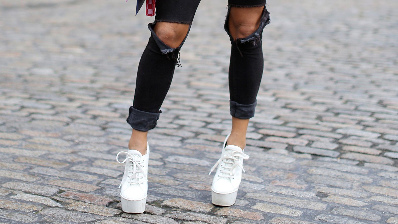 How to style falls hottest shoe trend, platform sneakers