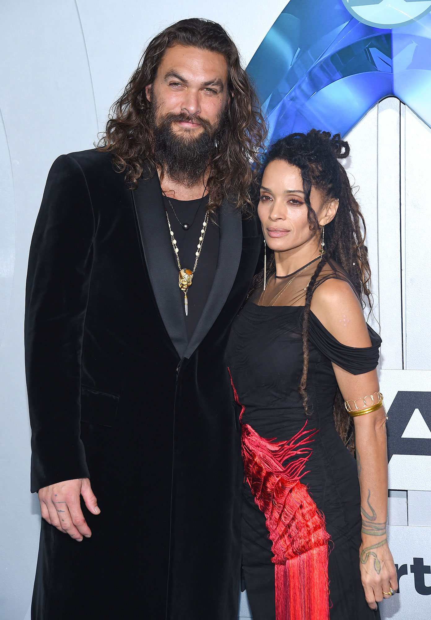 Jason Momoa 'Didn't Know' How to Be a Dad After Growing Up Without One ...