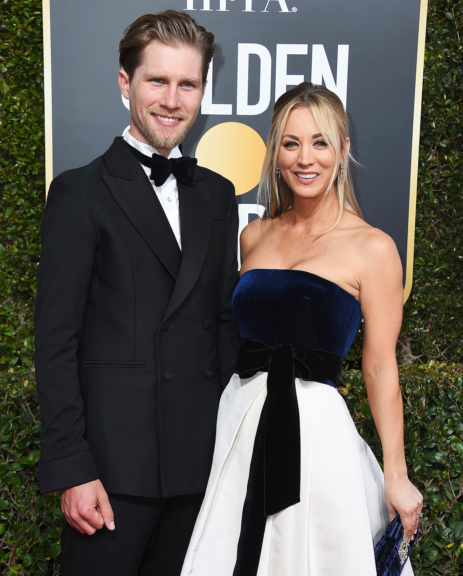 Kaley Cuoco Says Her Husband Karl Doesnt Feel Emasculated By Her Success Breaking News Today