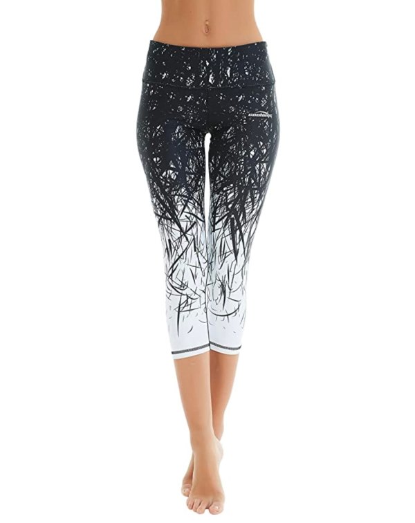 These Printed Compression Leggings Are Making Gym Gear Stylish | Us Weekly