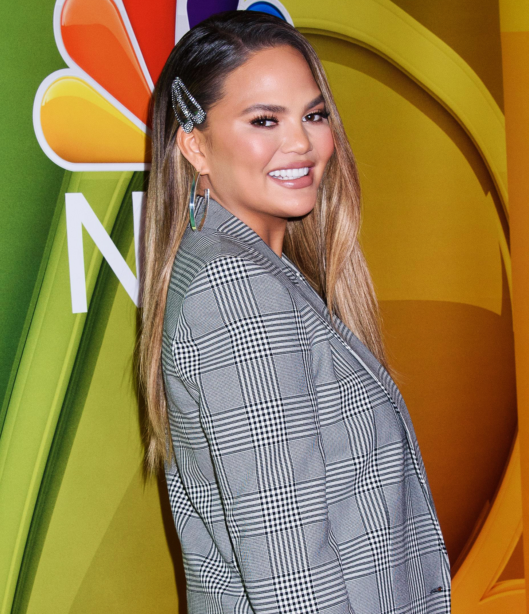 Chrissy Teigen reveals what inspired her to become sober - Los Angeles Times