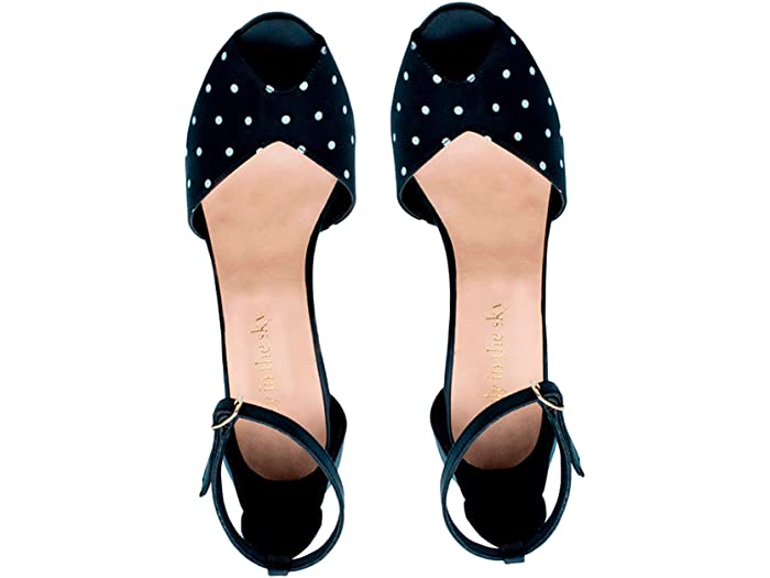 Loly in the Sky Navy Blue Pumps Have the Perfect Fun Touch