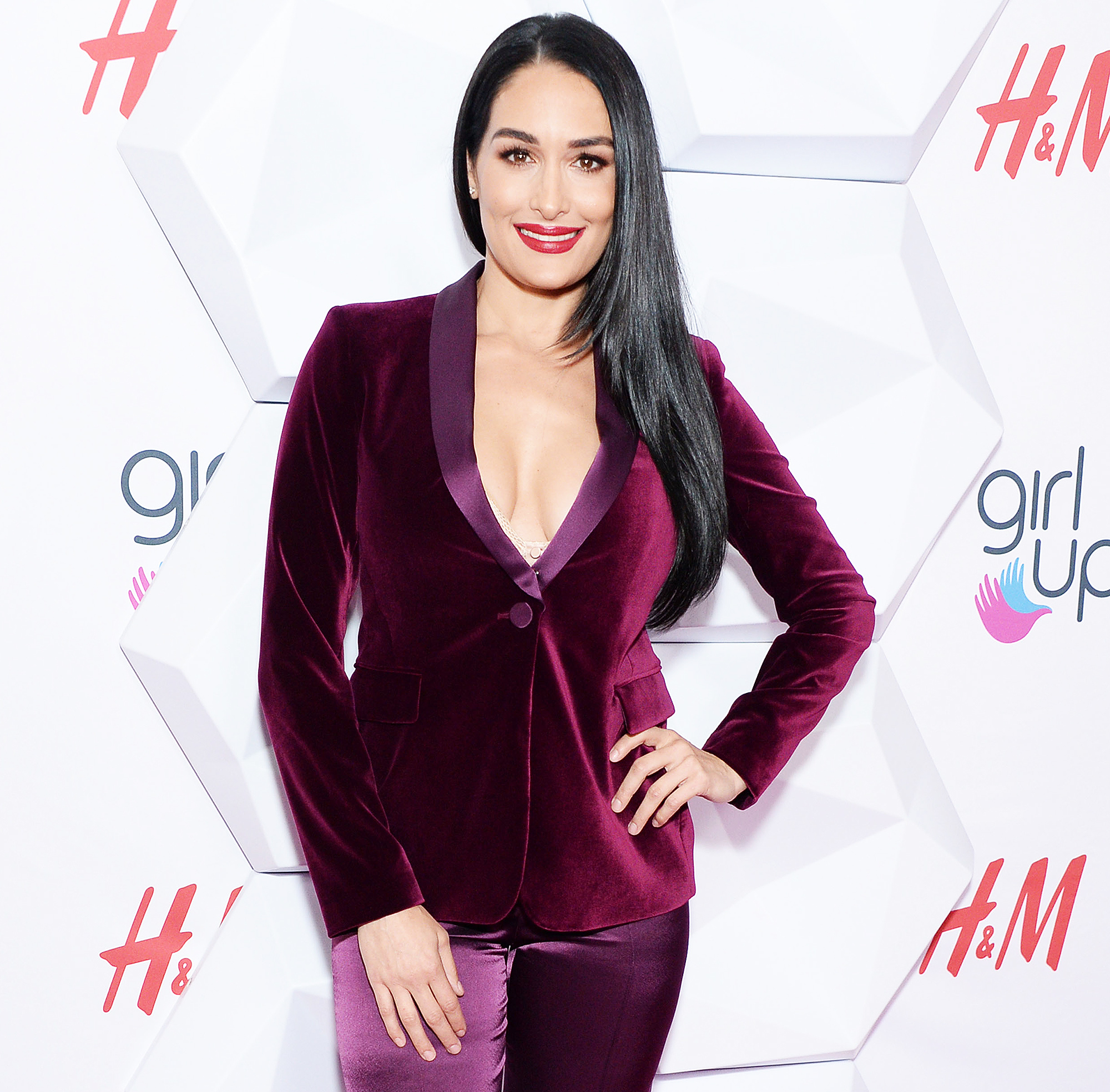 Nikki Bella opens up about struggle with postpartum depression