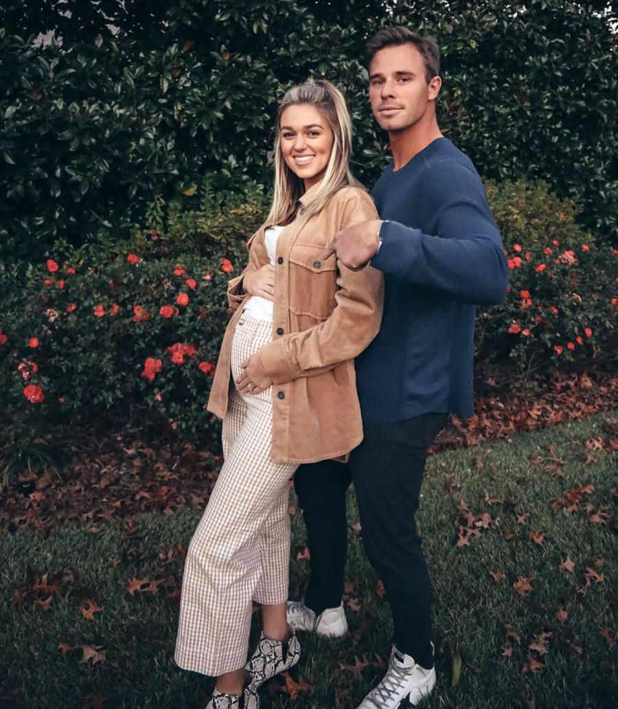 Pregnant Sadie Robertson's Baby Bump Album: Pics