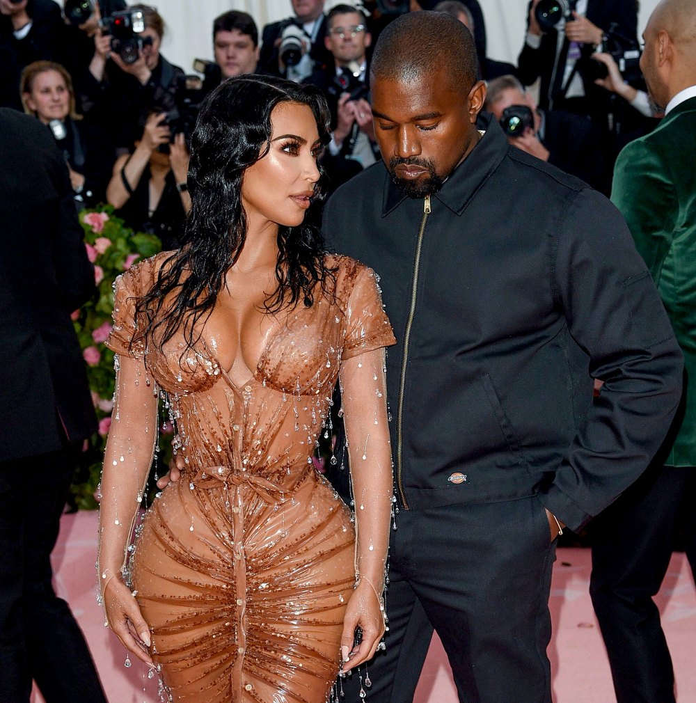 How Kardashians Feel About Kim Kanye Wests Marital Woes 