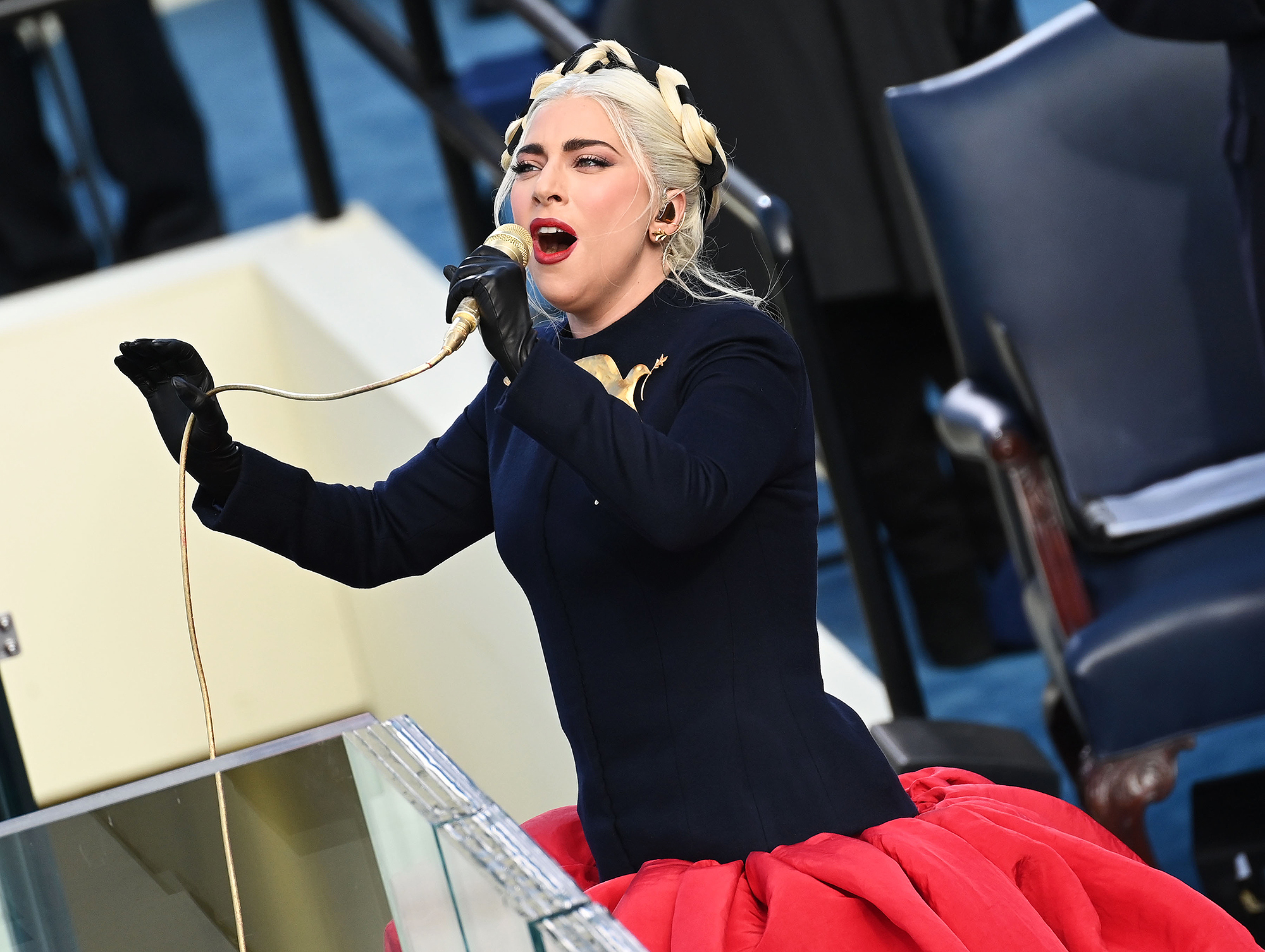 Lady Gaga Pussy Slip Lindsay Lohan - Lady Gaga Performs National Anthem in D.C. on Inauguration Day