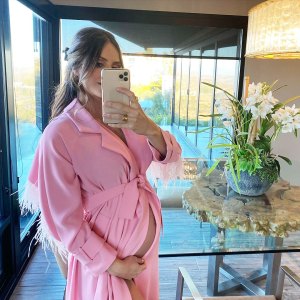 Pregnant Katharine McPhee Gives 1st Glimpse of Bare Baby Bump: Pic | Us ...