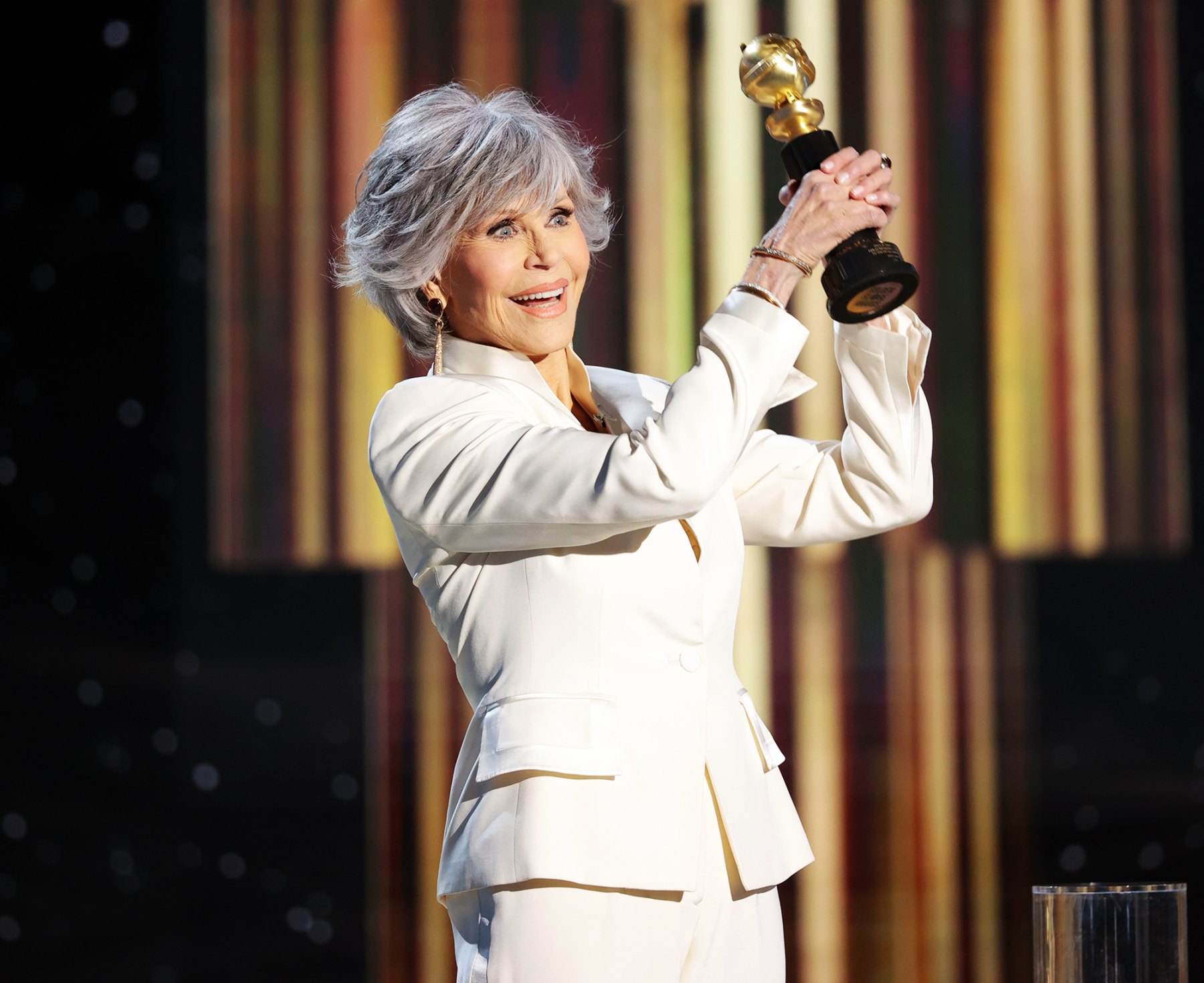 Golden Globes 2021 Jane Fonda Accepts Cecil B Demille Award Us Weekly