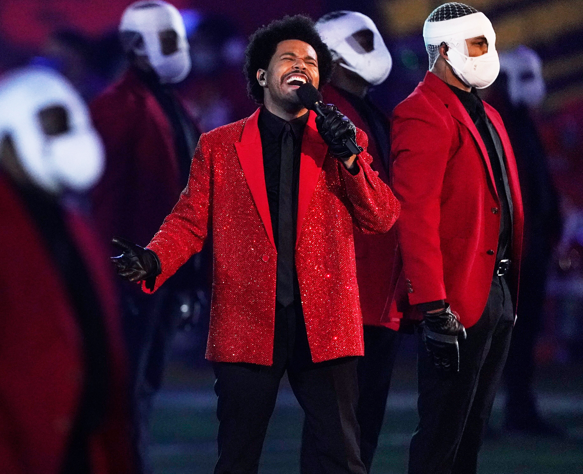 The Weeknd Super Bowl Halftime Show Fashion Details [PHOTOS] – WWD