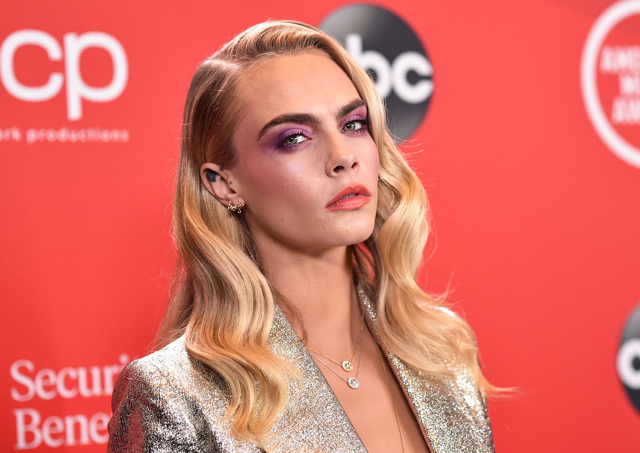 Cara Delevingne Was Homophobic And Suicidal Before Coming Out Hot Lifestyle News