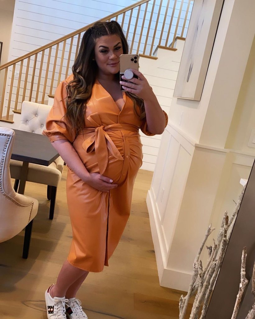 Pregnant Brittany Cartwright Tells Body Shaming Trolls To Rot In Hell Breaking News Today
