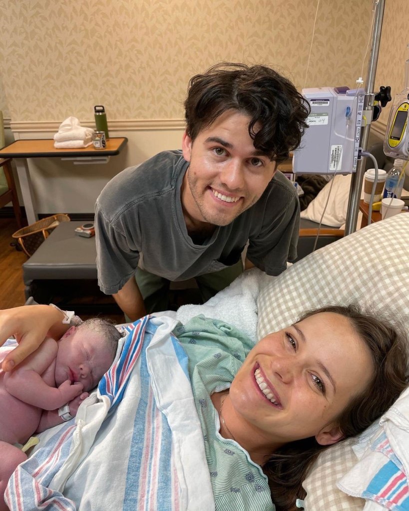 John Luke Robertson and Mary Kate Robertson Duck Dynasty Welcome Baby