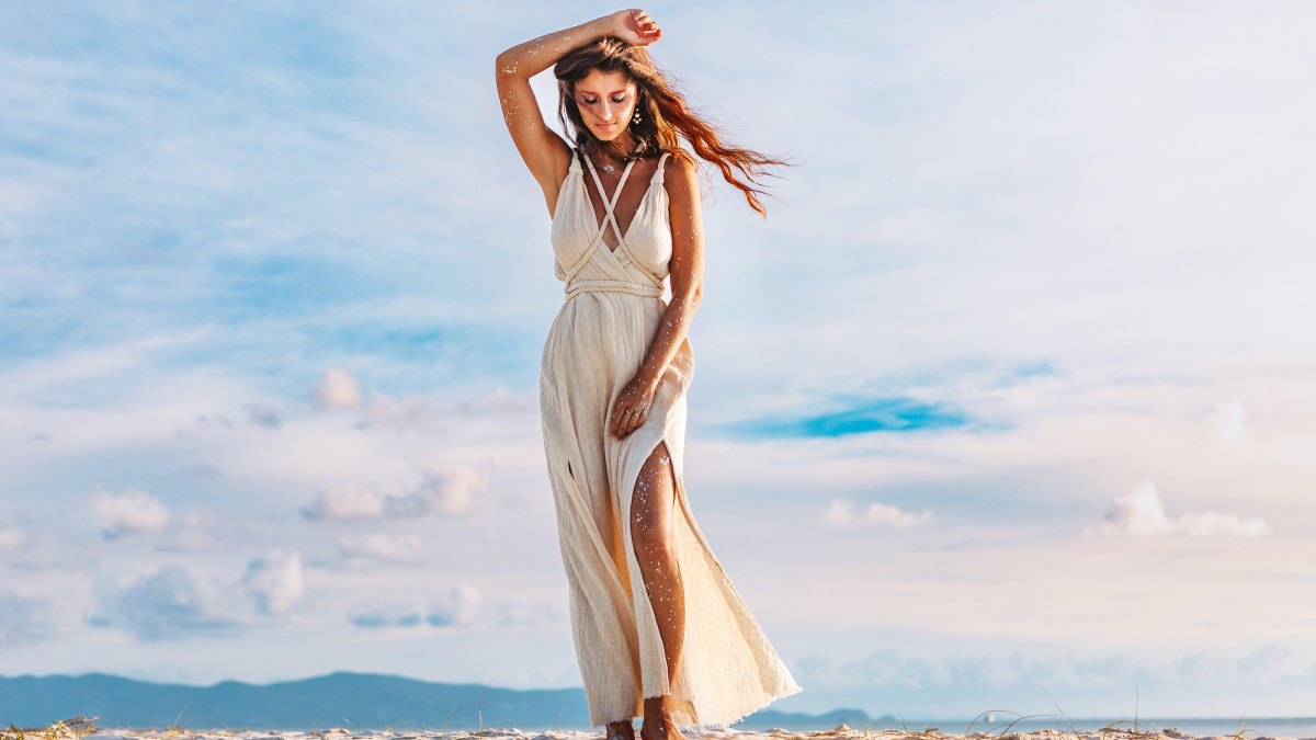21 Perfect Vacation Dresses to Wear on Your Next Big Trip