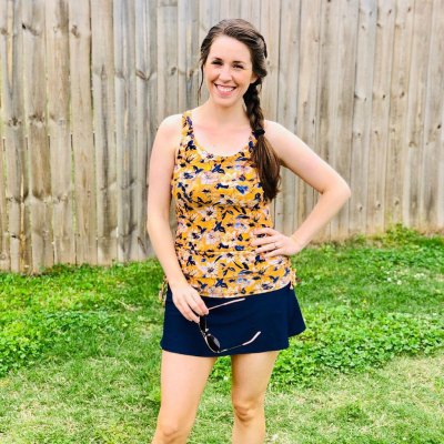 Jill Duggar Poses in Swimwear as Summer Approaches: Photos