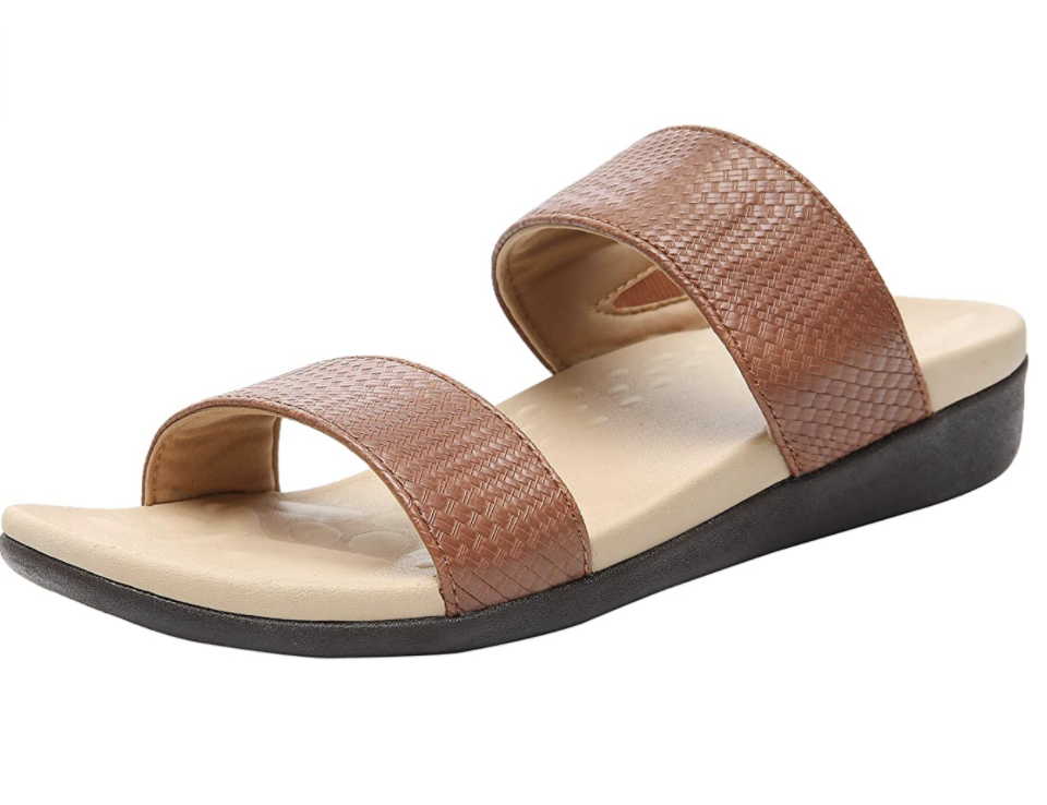 orthopedic strappy sandals