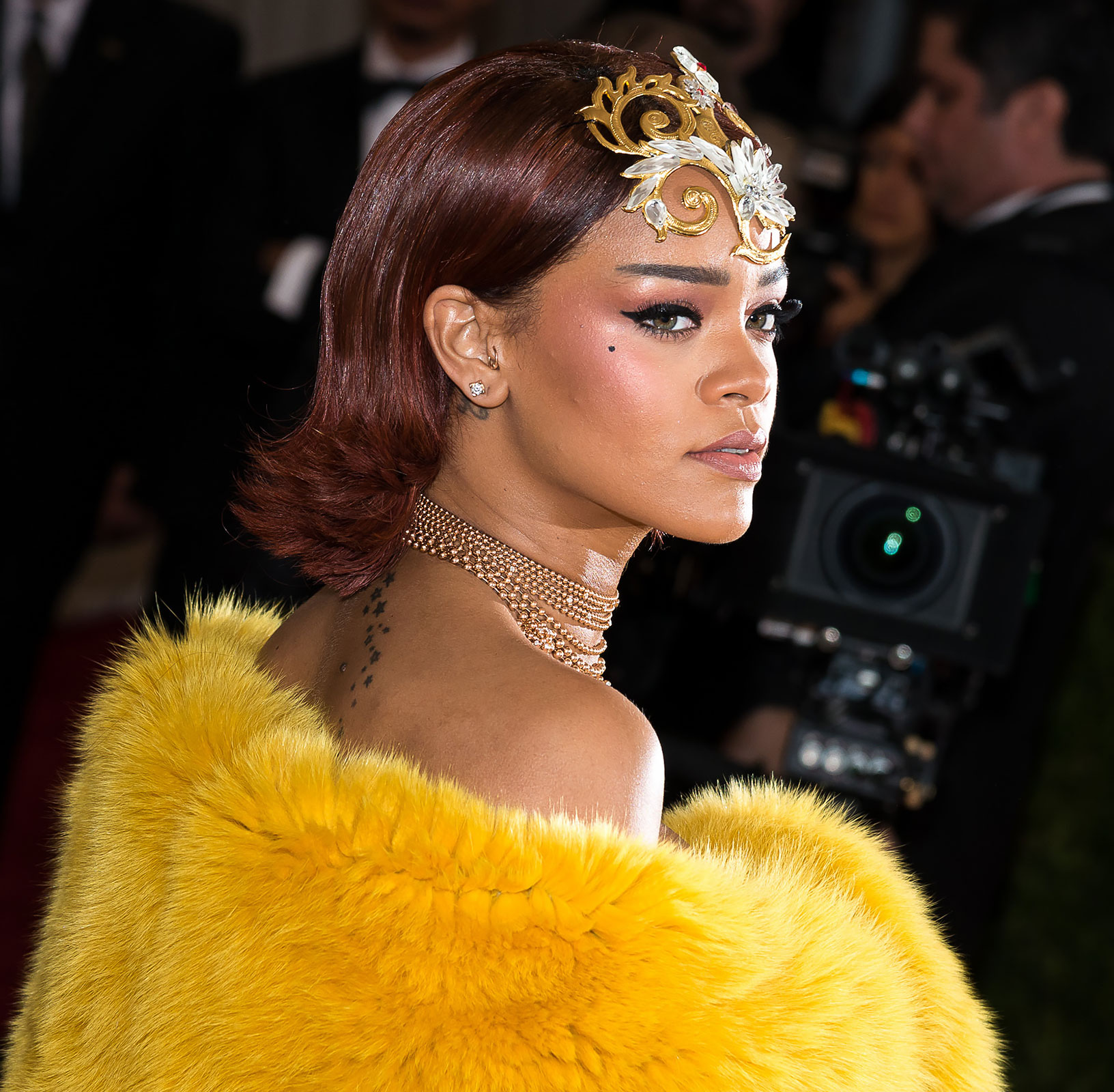 Rihanna, 2010 - Rihanna - Image 14 from Hairstyle Craze! Stars With Shaved  Sides | BET