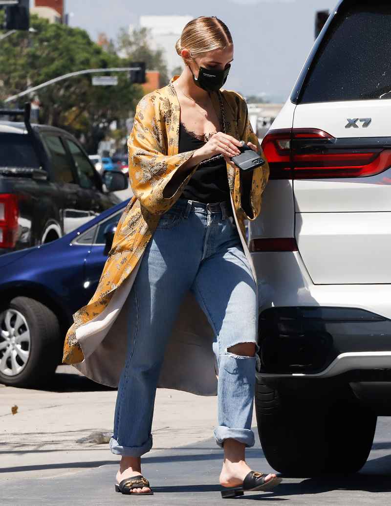 Amazon StyleSnap: Find a Kimono Duster Like Ashlee Simpson’s | Us Weekly