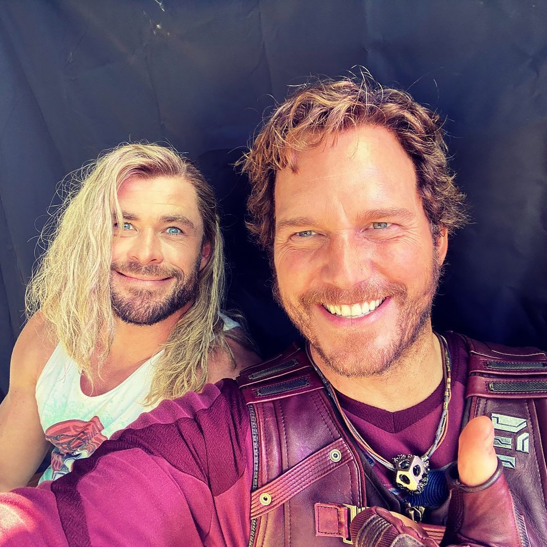 Chris Hemsworth Trolls Chris Evans With Chris Pratt Photo