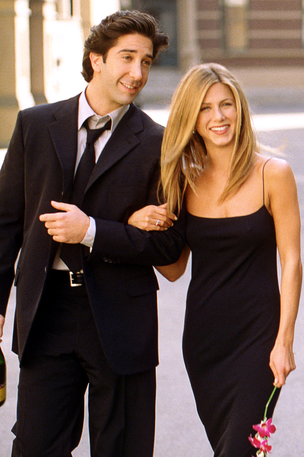 คำคมที่น่ารักที่สุดของ David Schwimmer และ Jennifer Aniston เกี่ยวกับกันและกัน